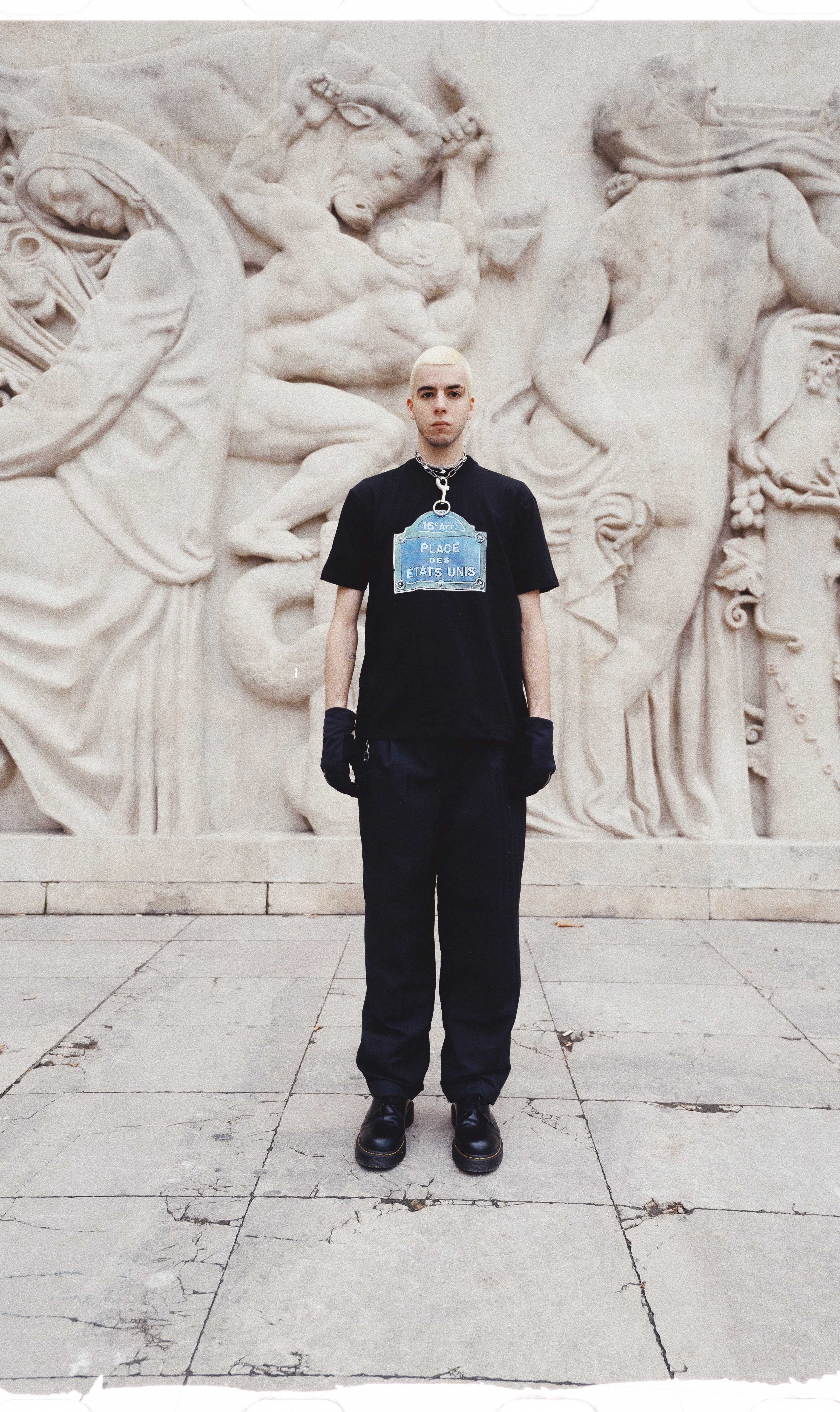 LA PARISIENNE T-SHIRT