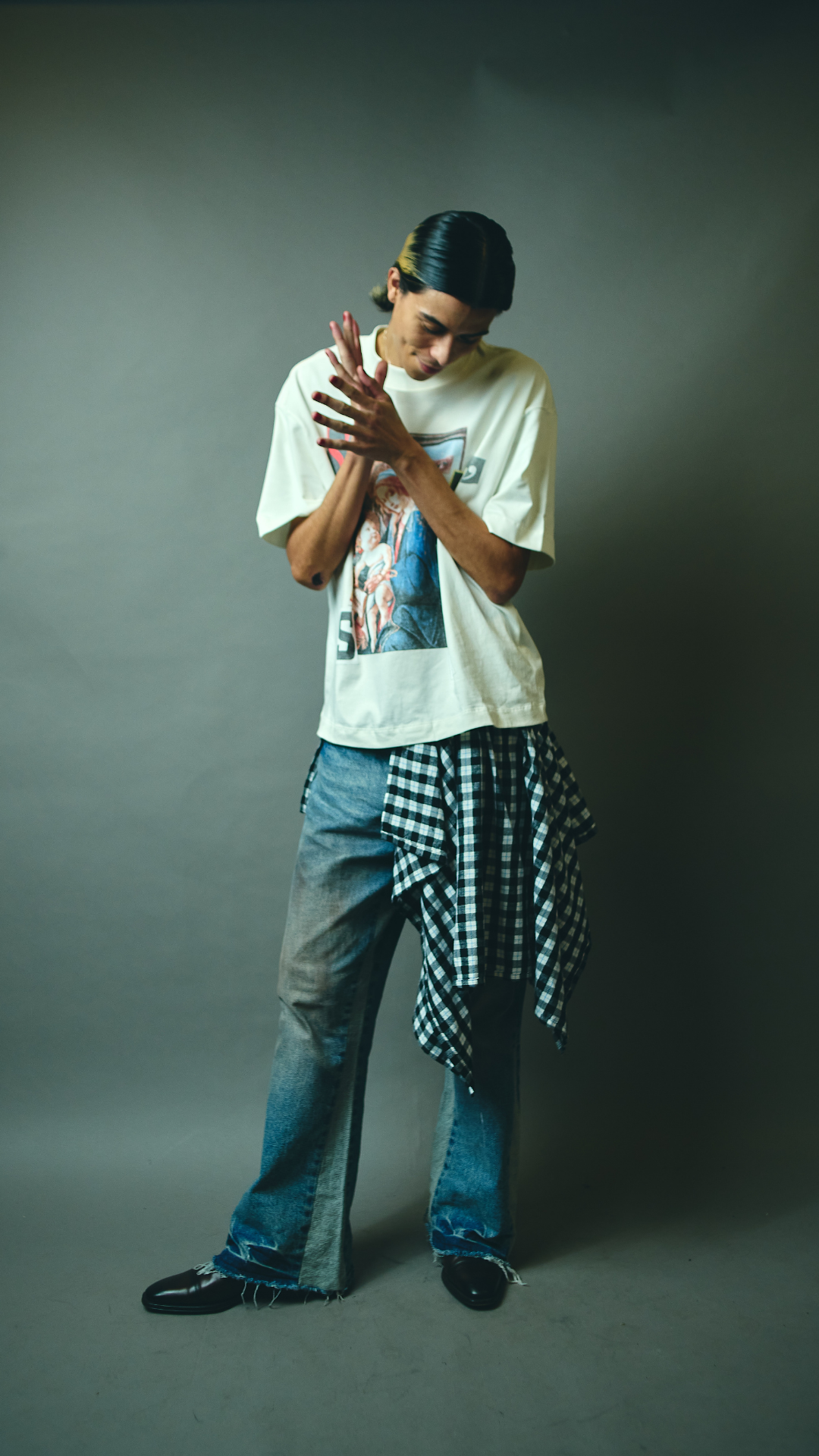 SURREALISM CREME T-SHIRT