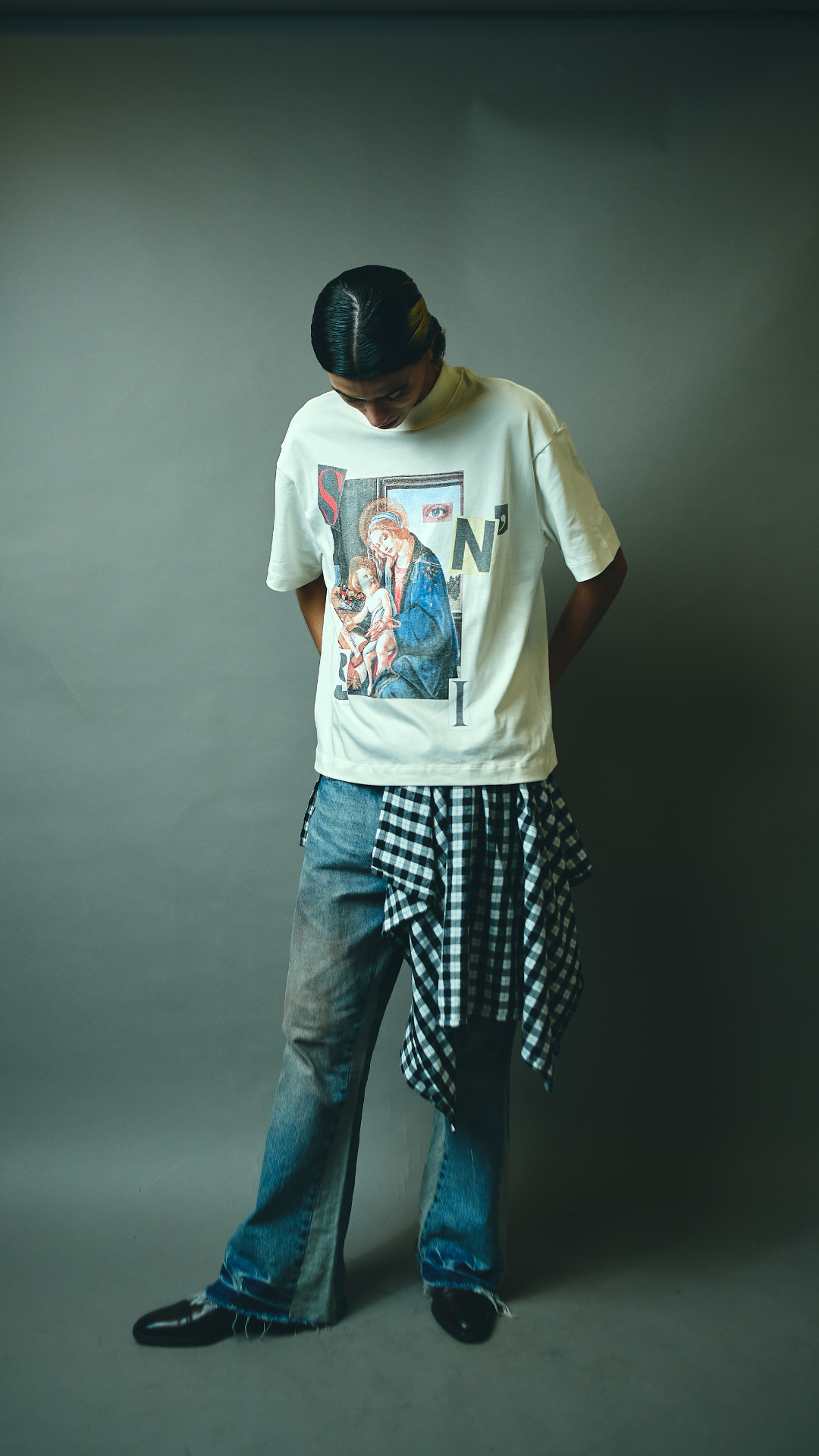 SURREALISM CREME T-SHIRT