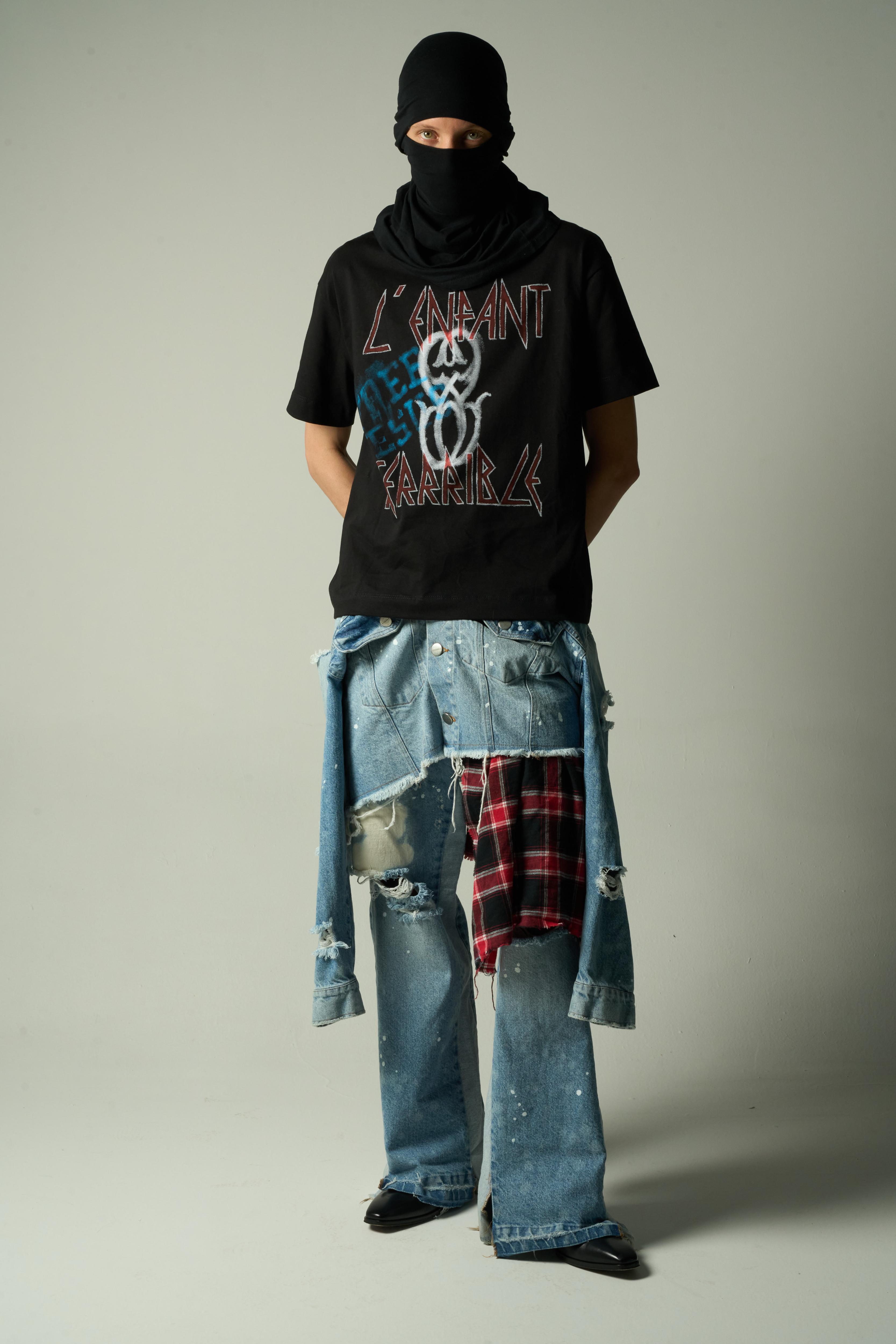 L'ENFANT MONOGRAM BLACK T-SHIRT