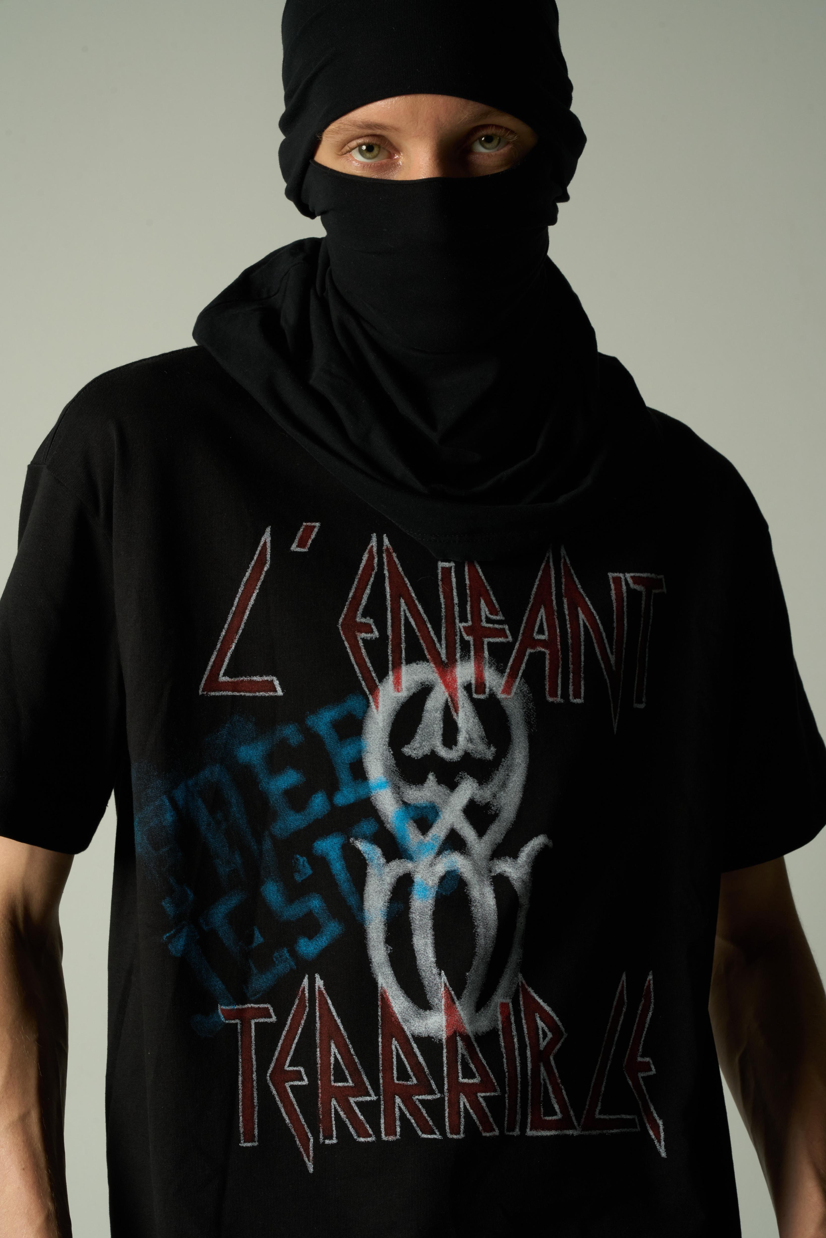 L'ENFANT MONOGRAM BLACK T-SHIRT