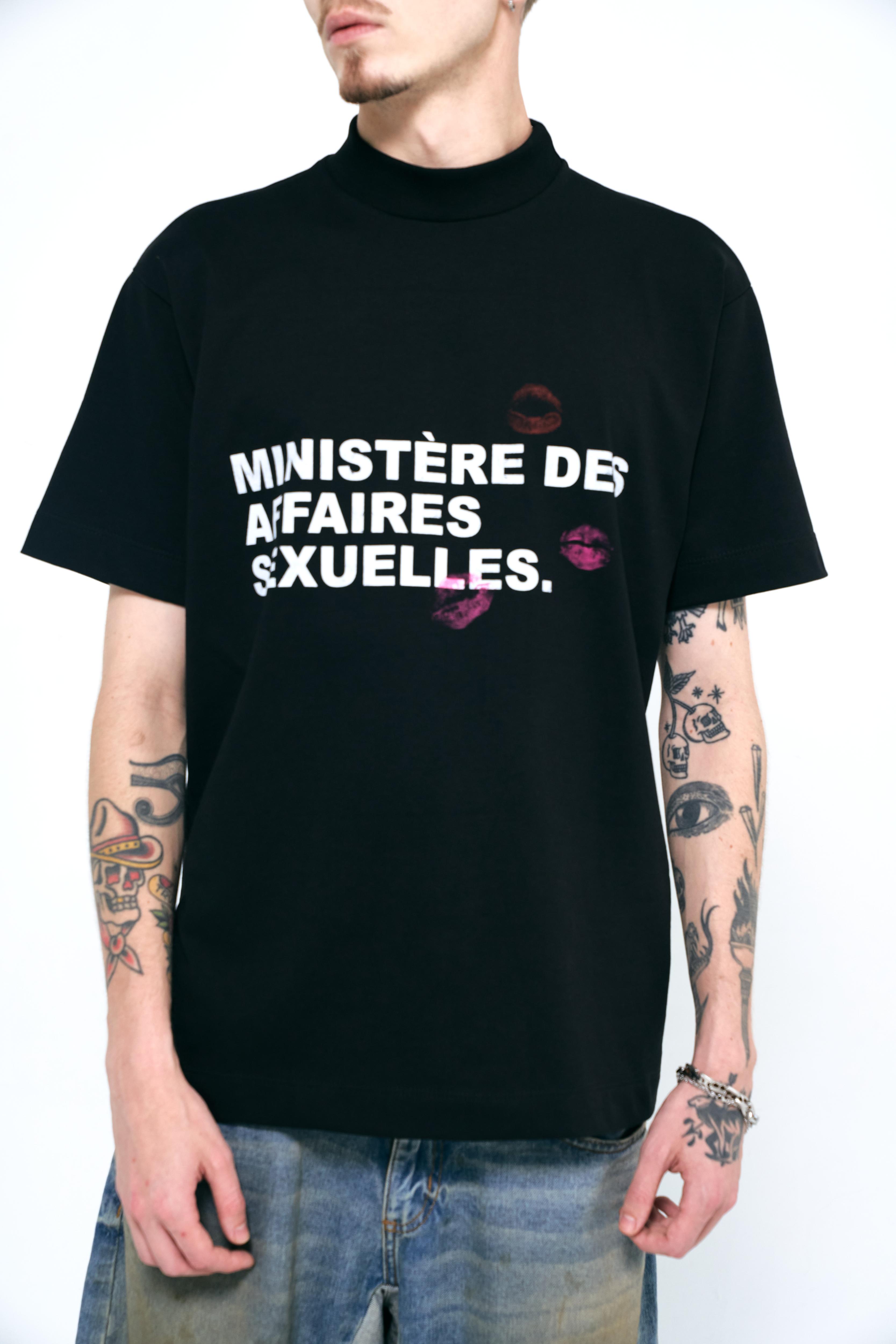 MINISTERE BLACK T-SHIRT