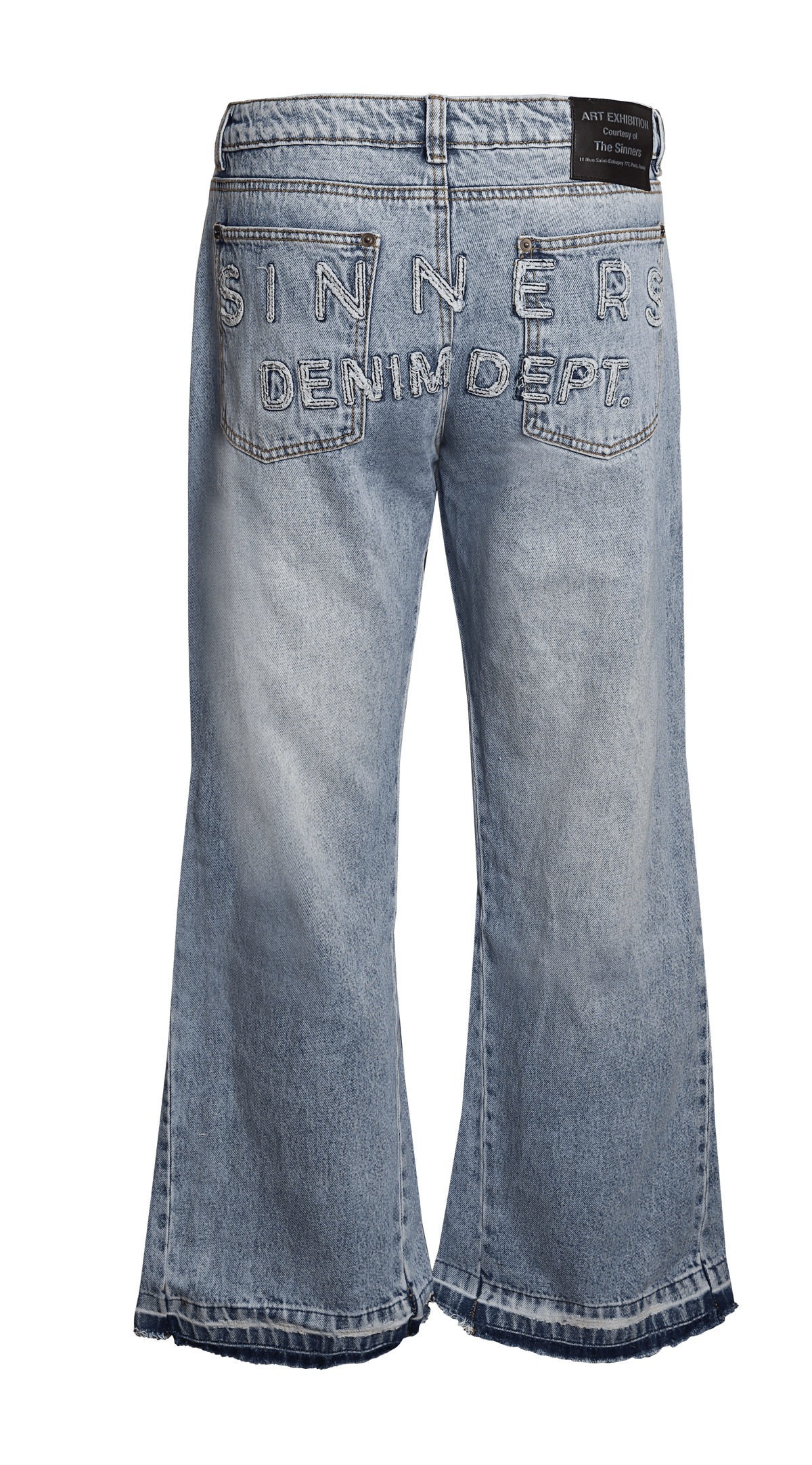 Detalle de Vintage Light Flared Jeans en denim colombiano con pierna amplia y flare