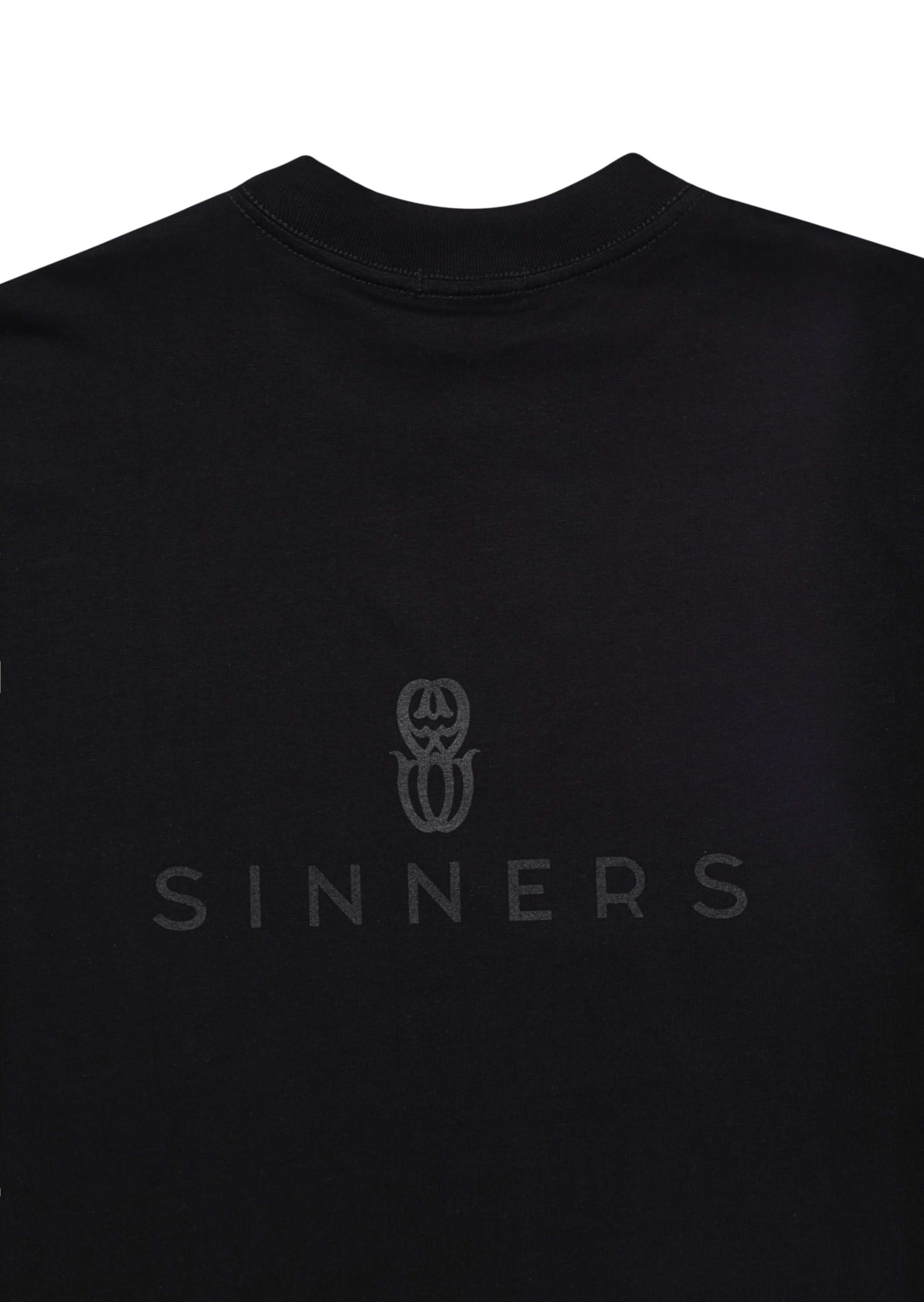 Camiseta Rhinestone Logo Black con logo de strass.