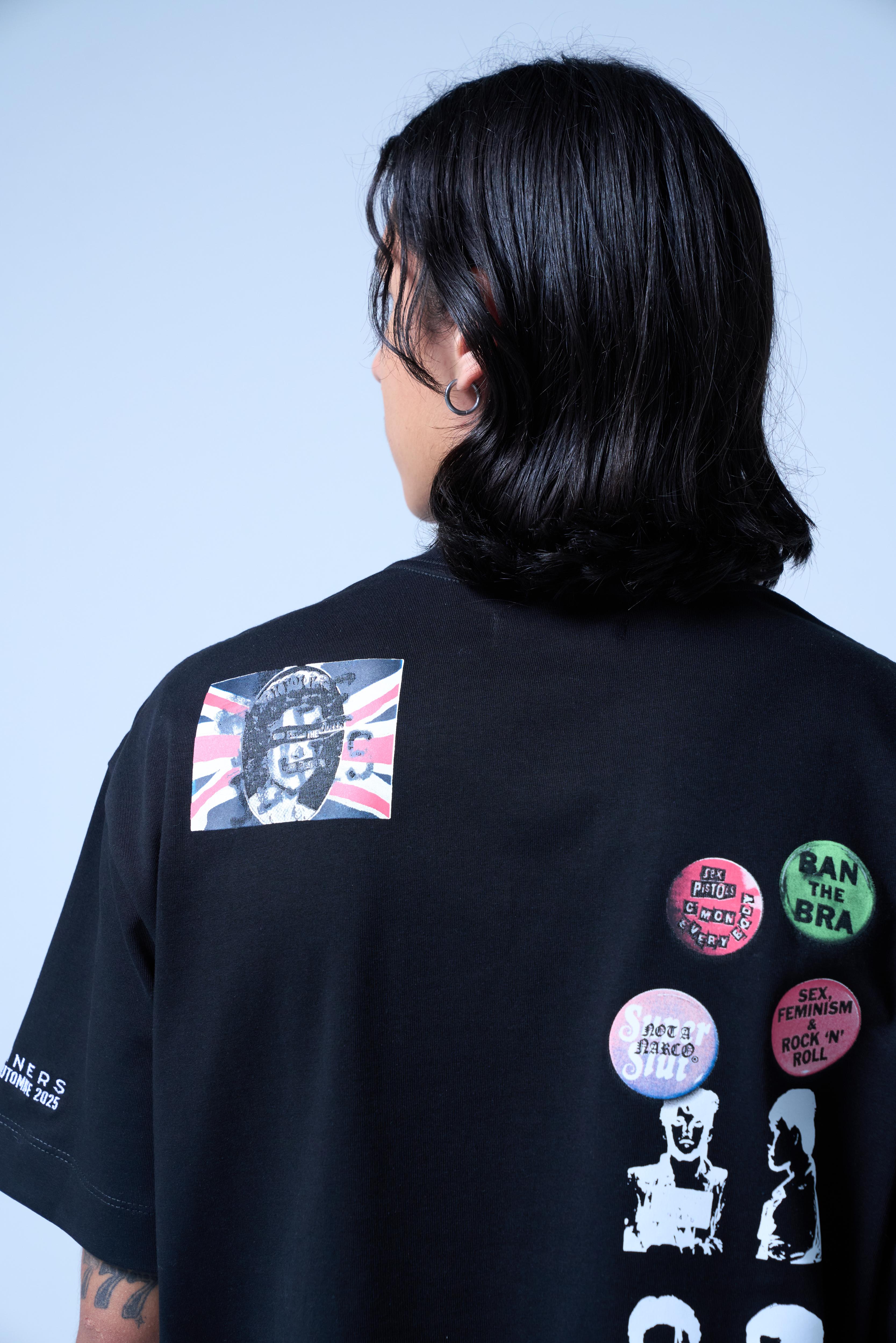 STAMPS BLACK T-SHIRT