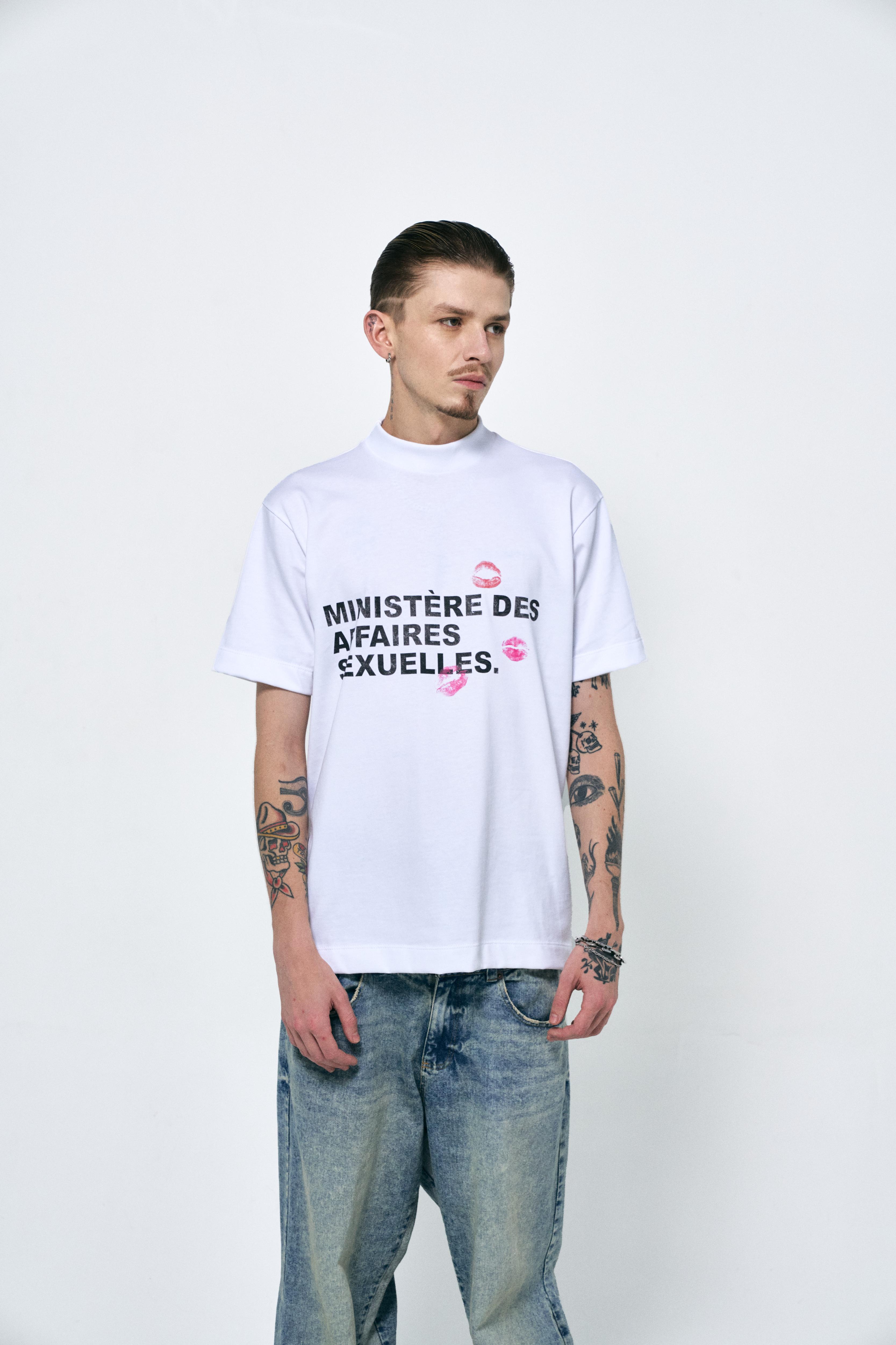 MINISTERE WHITE REGULAR T-SHIRT