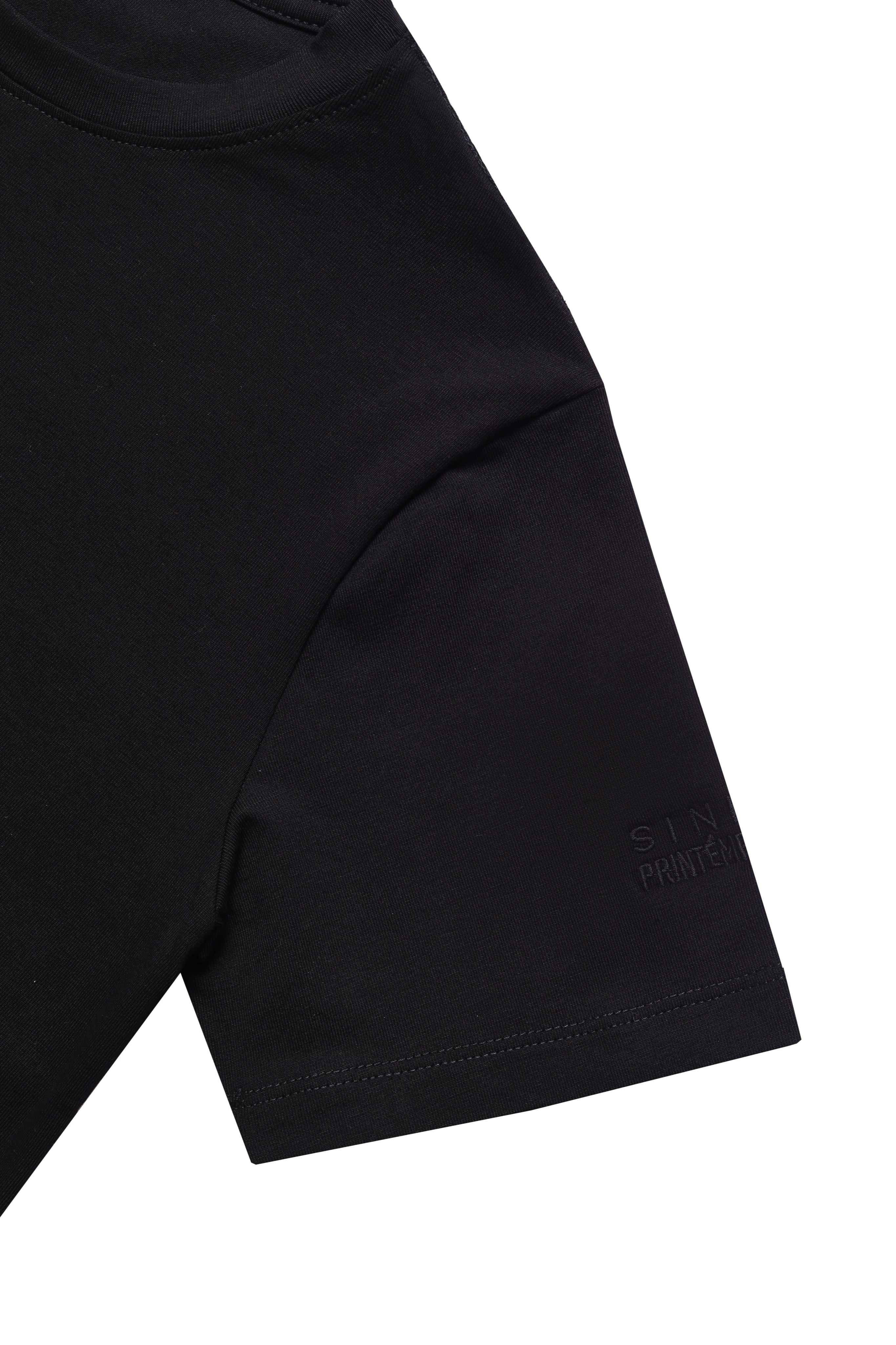 MONOGRAM SLIM BLACK — detalle manga