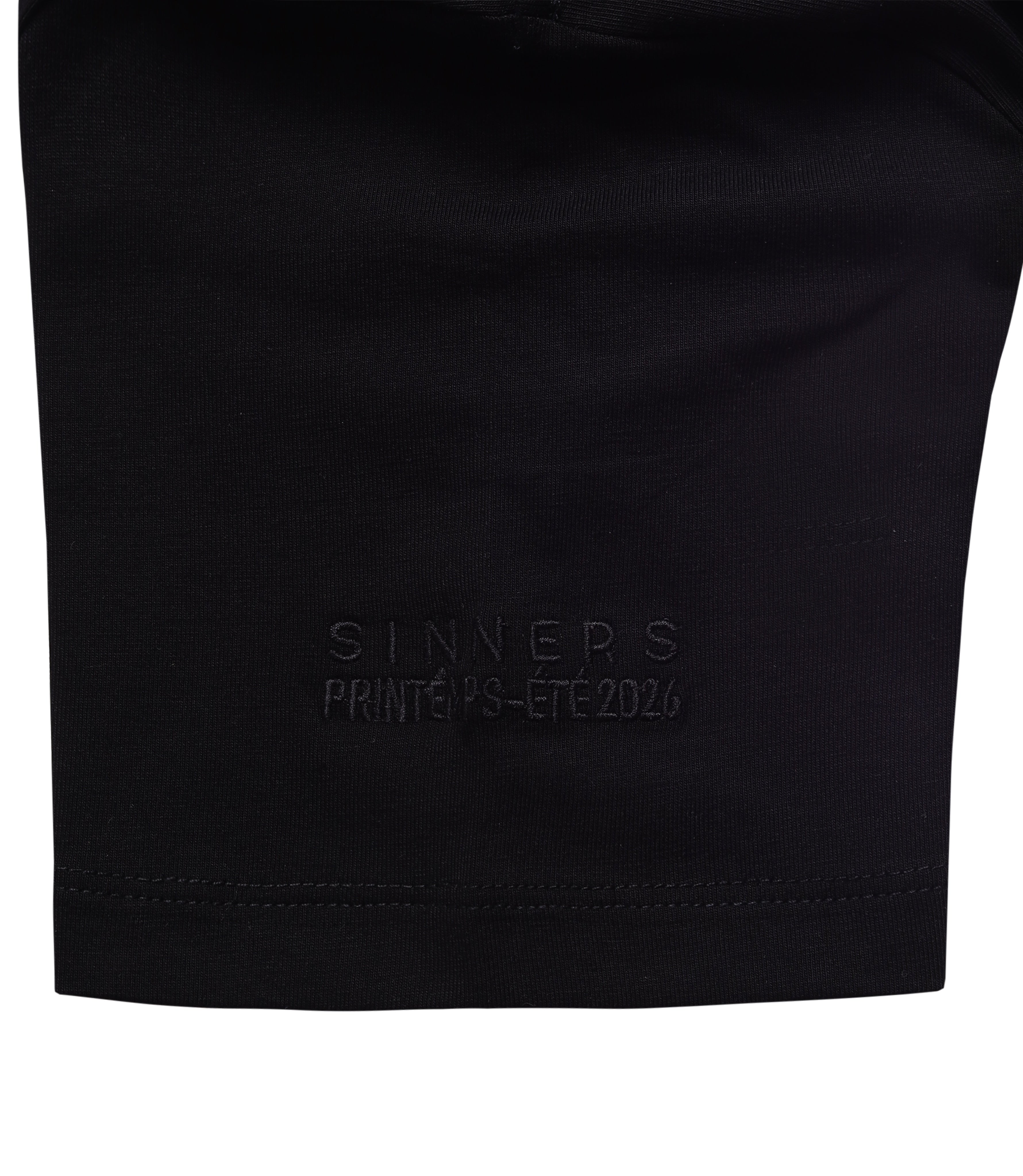 MONOGRAM SLIM BLACK — detalle bordado