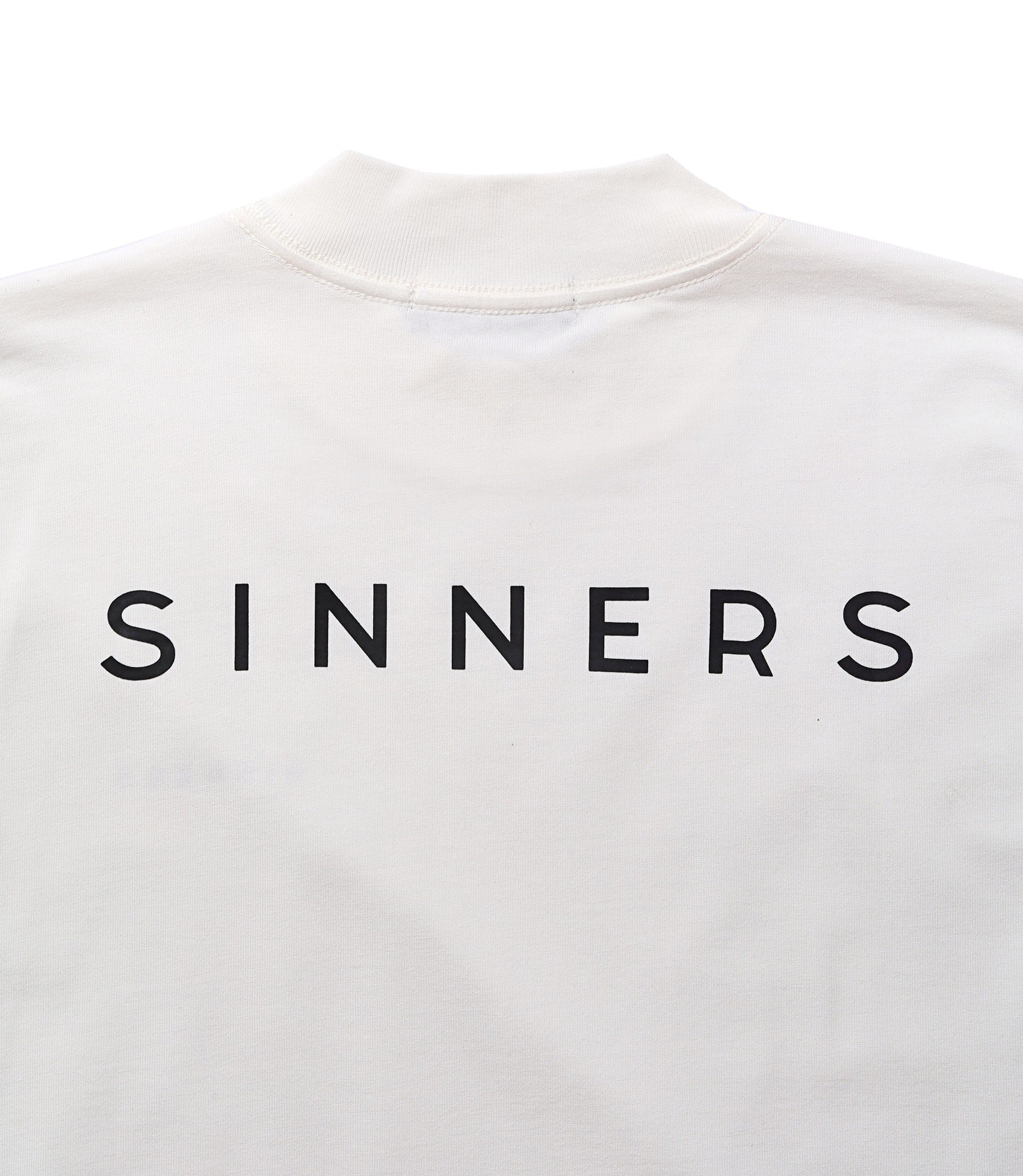 Logo sobre t-shirt creme regular de algodón 240gsm
